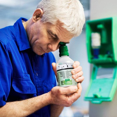 PLUM 4604 Göz Duşu Solüsyonu 500ML.Sterile Sodium Cloride 0,9% PLUM 4604 Göz Duşu Solüsyonu 500ML.Sterile Sodium Cloride 0,9%